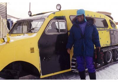 Dr Ameyaw around Big SKIDOO 